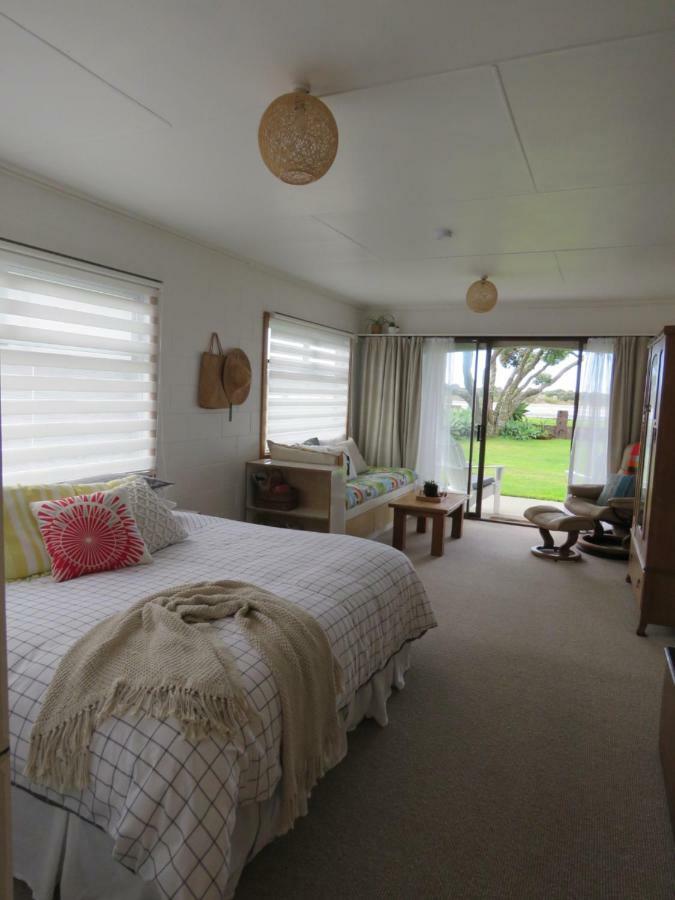 Pohutukawa Bach Hotel Whangarei Exterior photo